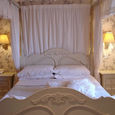 Tiffany's Hotel