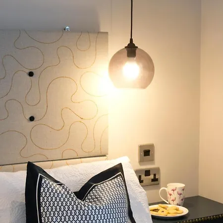 Blackbird Luxury 3 Blackpool