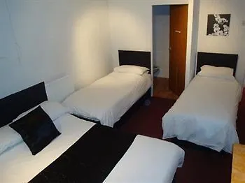 The Sandhurst 2* Blackpool