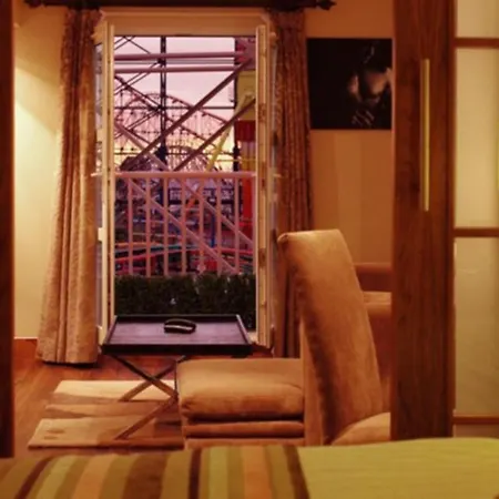 The Big Blue - Pleasure Hotell 4*