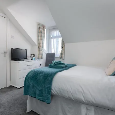The Beechcliffe - Over 35's Only 3* 블랙풀