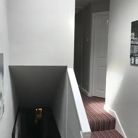 The Winning Post Guest house 3*