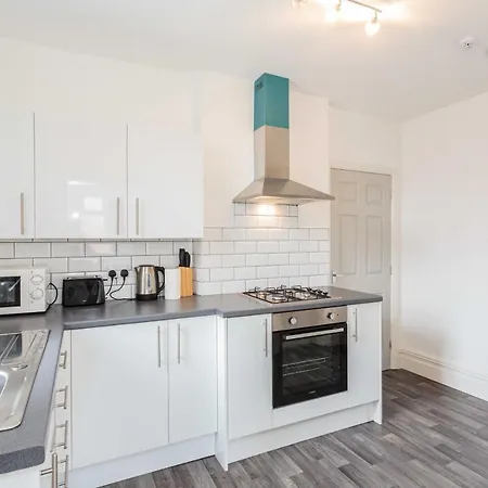 Cherry Property - Cherry * Blackpool