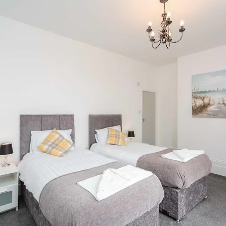 Cherry Property - Cherry * Blackpool