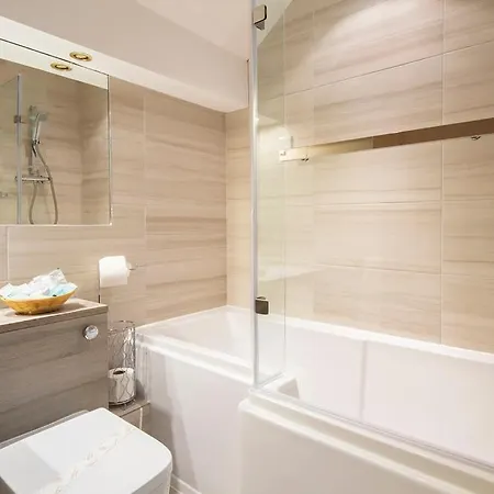 Burbage Holiday 6 Apartment Blackpool