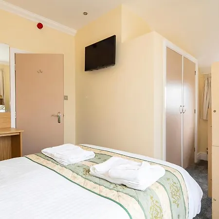 Burbage Holiday 6 Apartment *