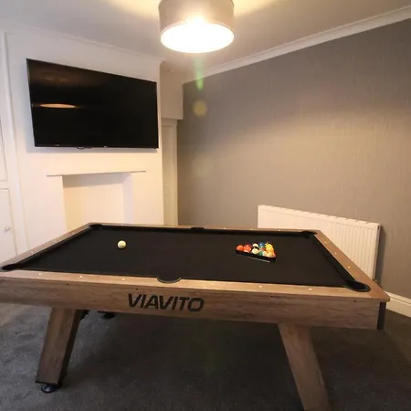 Bryan Choice - Close To Town Centre - Games - Large Holiday home