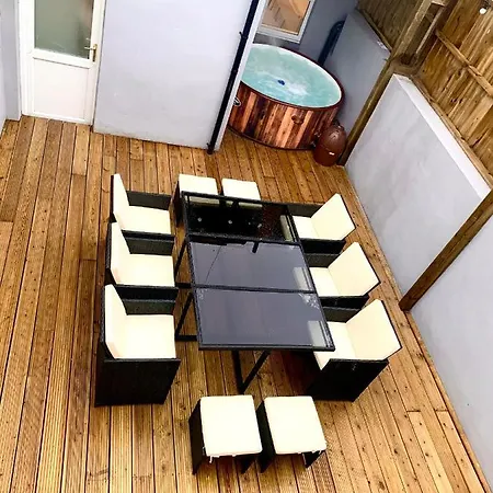 Victory Luxury Hot Tub House Holiday home Blackpool