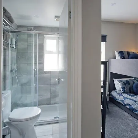 Apartment Blackbird Luxury 2 Bed 8 *