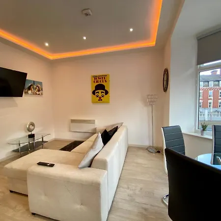 Apartment Princess Theatre View By Service Blackpool