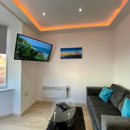 Apartment Princess Theatre View By Service Blackpool