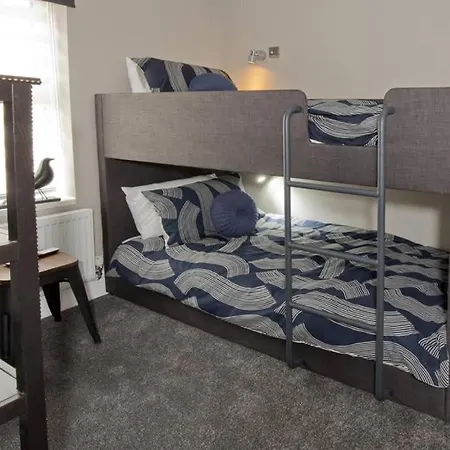 Blackbird Luxury 2 Bed 8