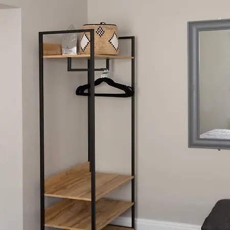 Blackbird Luxury 2 Bed 8 Apartment