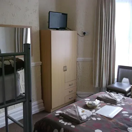Atlantis Bed & Breakfast Blackpool