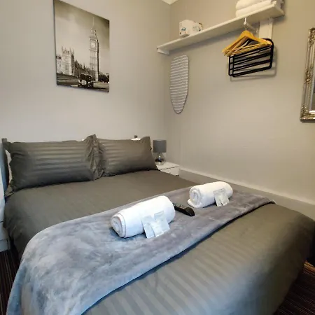 The Winning Post Guest house 3*