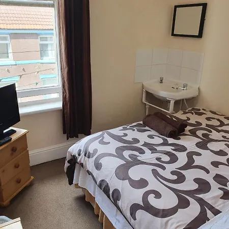 Foxhall Village 2*