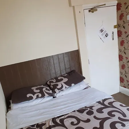Foxhall Village 2* Blackpool