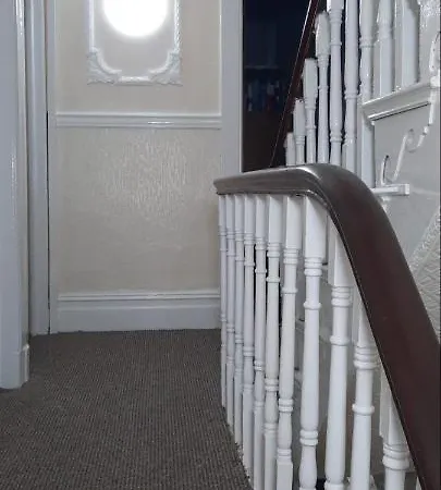 Bed & Breakfast Lynwood 3*