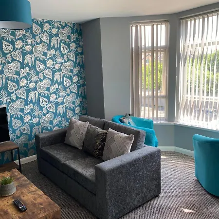 Apartment Sleepover 4 Free Parking Sleeps 6 Blackpool