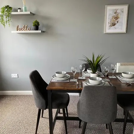 Sleepover 4 Free Parking Sleeps 6