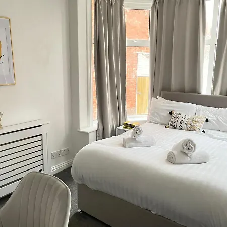 Ivy By Citynest Apartment *