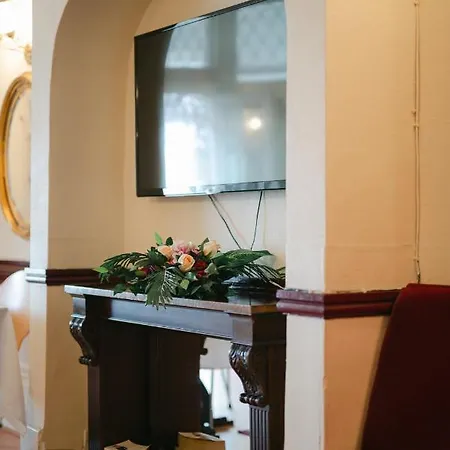 The Chimes On The Sea Bed & Breakfast Blackpool