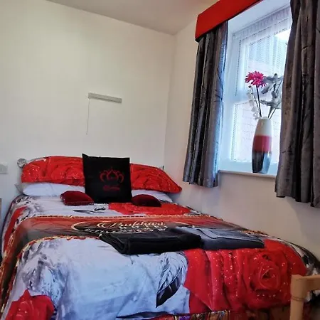 Hotel Bukhari 4*