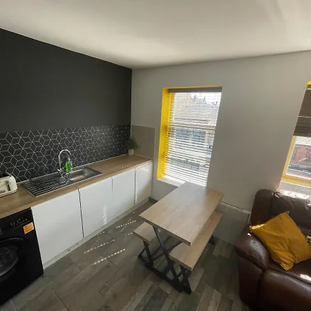 Apartment The Willow - Superb Spacious 3 Bed Room Apartment *