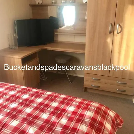 Caravans Marton Mere *
