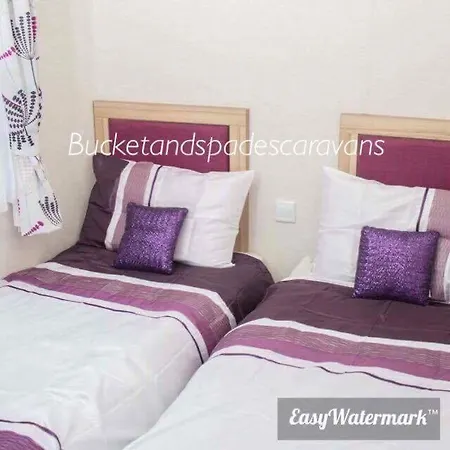 Caravans Marton Mere * Blackpool