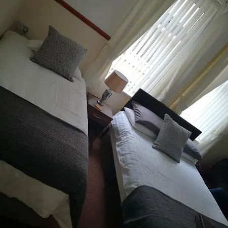Lynbar 4*