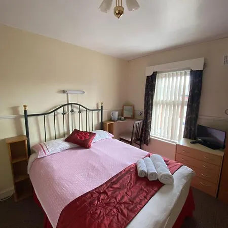 White Moon Bed and breakfast