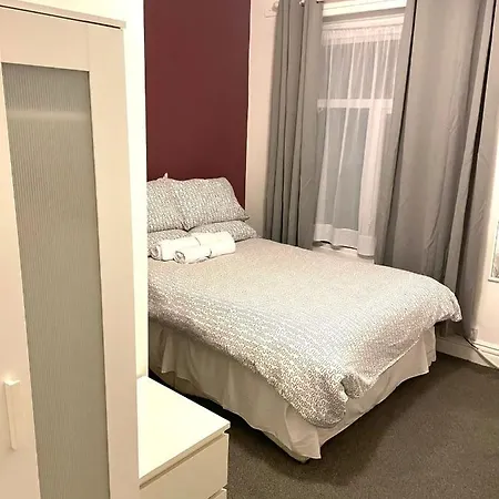 The Jean Martyn 5* Blackpool