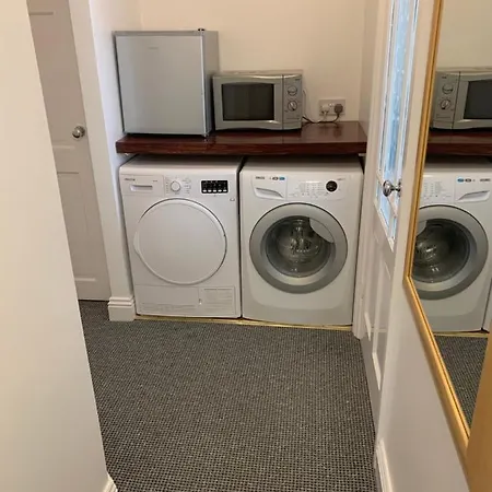 Delamere Ground Floor Flat * Blackpool