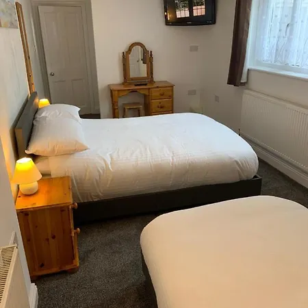 Delamere Ground Floor Flat Apartment