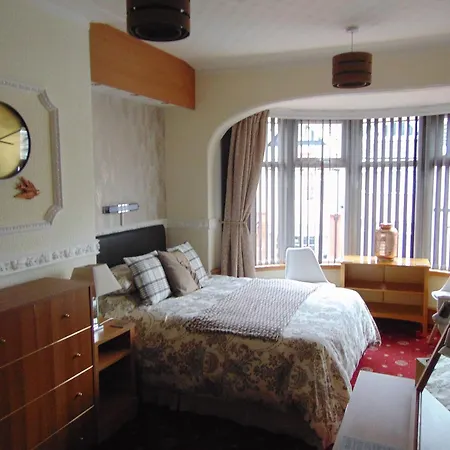 The Golden Sands Gasthof Blackpool