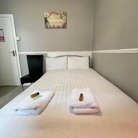 Topaz Guest house Blackpool