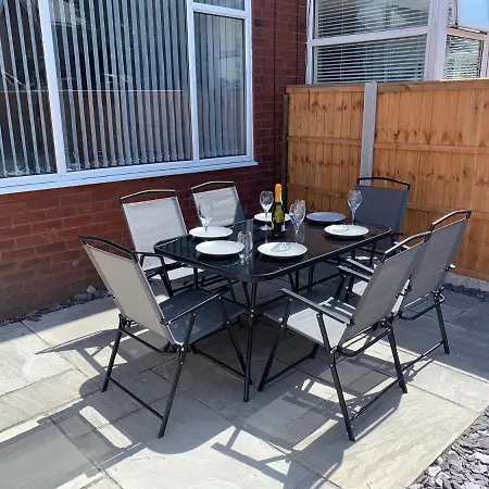 Holiday home Modern Fully Refurbished 3 Bedroom