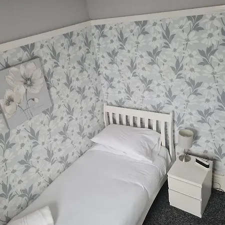 Queens Plaza Bed & Breakfast 3*