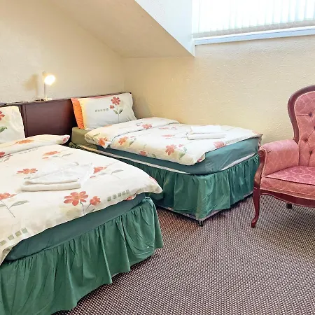 Balin Helmshore Hotel Gasthof 3*