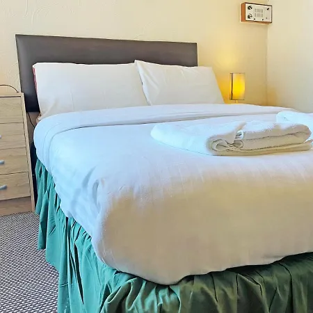 Balin Helmshore Hotel