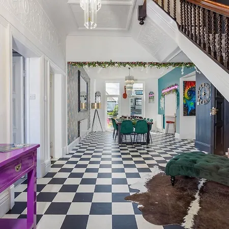 Empress Hall By Charles Alexander Short - Sleeps 20 * Blackpool
