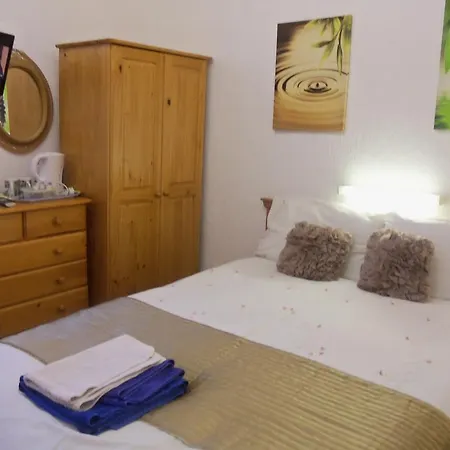 Ardsley Hotel Guest house