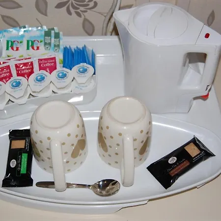 Bed & Breakfast Atlantis 3*