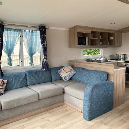 Campingplads Caravans Marton Mere *