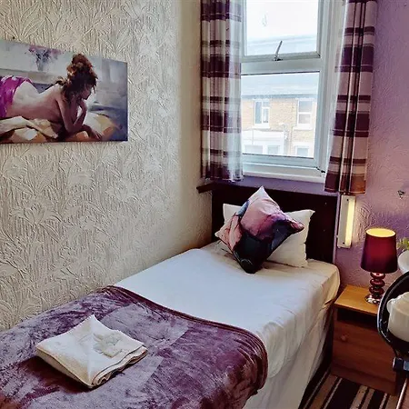 Hotel Oyo St Kildas Blackpool