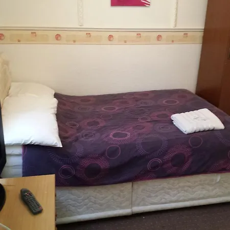 Bed & Breakfast The Elmora Blackpool