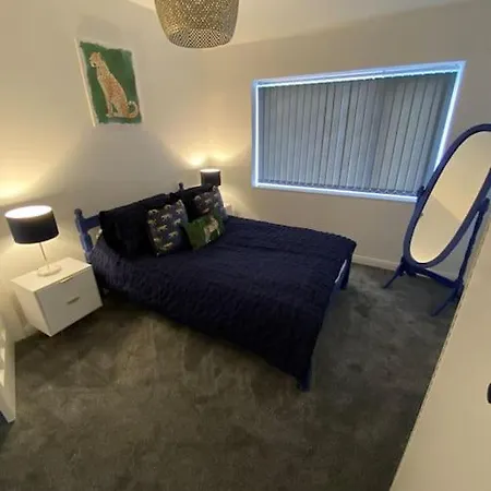 New 3 Bedroom Family With Outdoor Living *