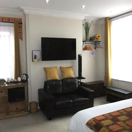 Fourrooms Bed & Breakfast 5*