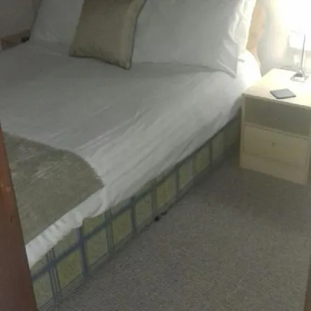 Bed & Breakfast Lynwood 3*